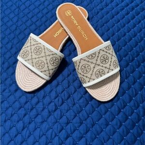 Tory Burch Tan and Cream Patterned Sandals